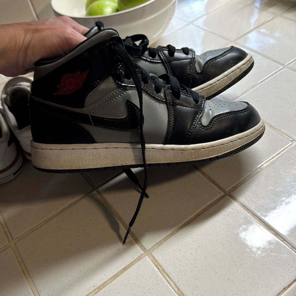 Size 5 Nike shoes
